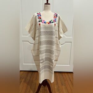 Hand Woven Mexican Huipil Dress! Oaxaca Handmade, Boho, Vintage, One of a Kind.